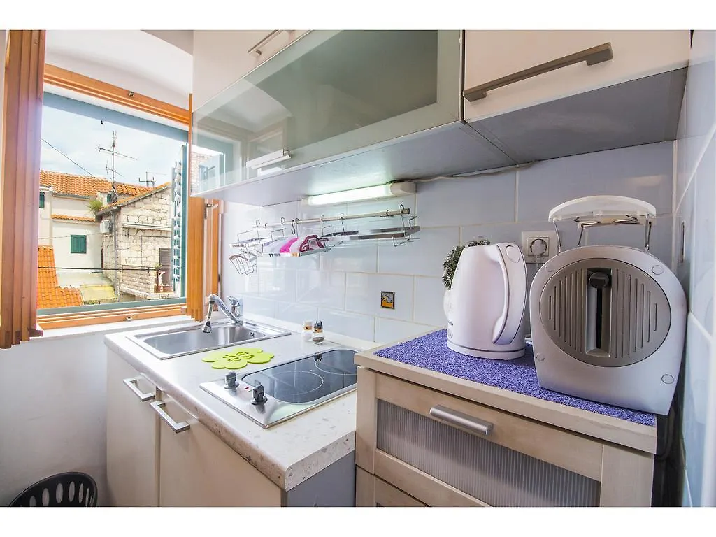 Apartment Sunny Promenade Studio Split